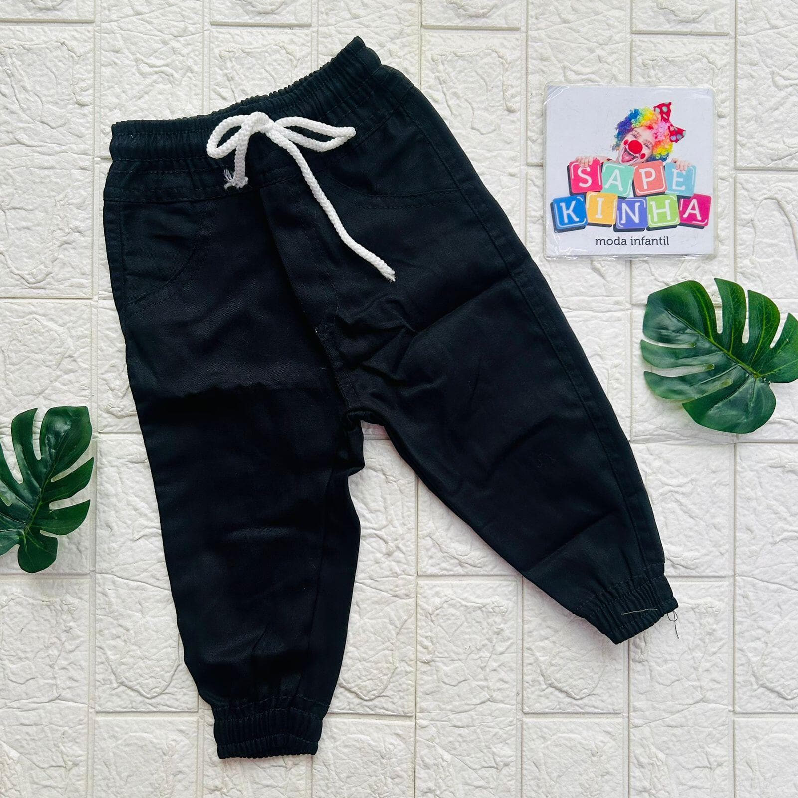 Calça Jogger Colorida Lisa de Brim, cor Preto